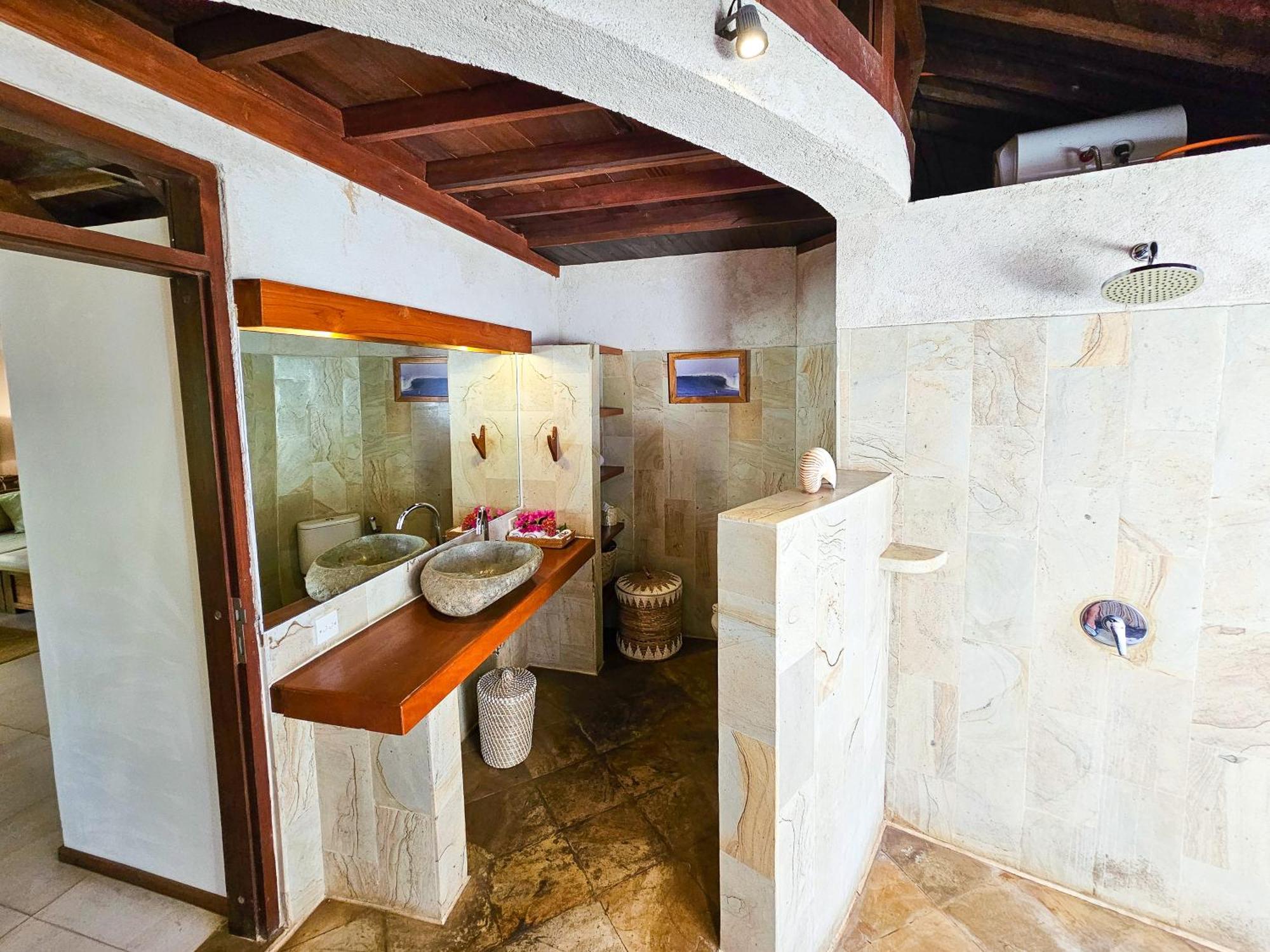 Keong Villas Нембрала Екстериор снимка